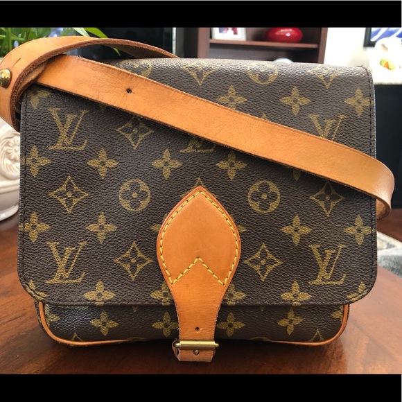 Authentic vintage LOUIS VUITTON Monogram Canvas Cartouchierre MM Shoulder Bag - Picture 1 of 14